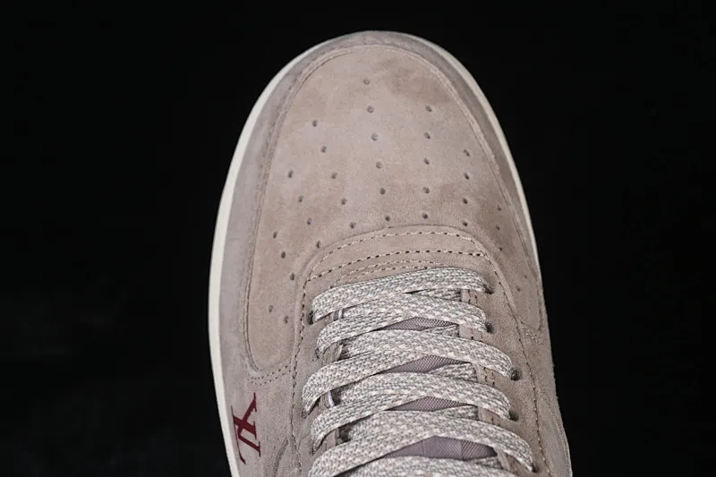 All categories Nk Air Force 1 Air Force series Nk Air Force 1 Low Air Force low-top Nike Air Force 1'07 Low gray red suede Air Force 1 low-top casual sneakers KL1688-002
